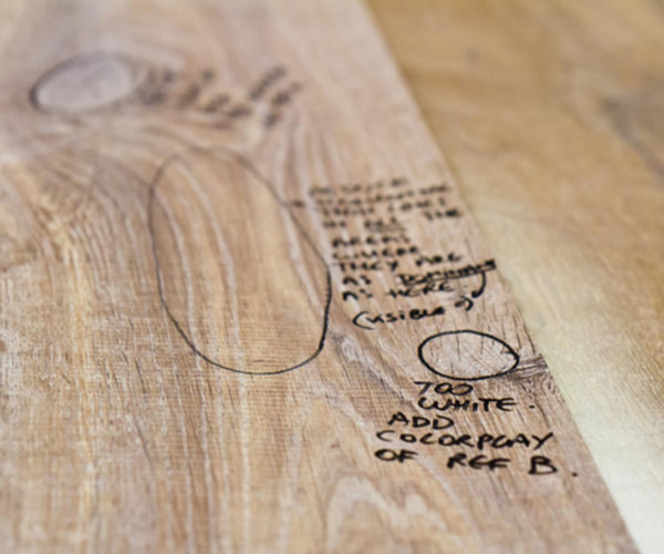 detailshot of wood panel